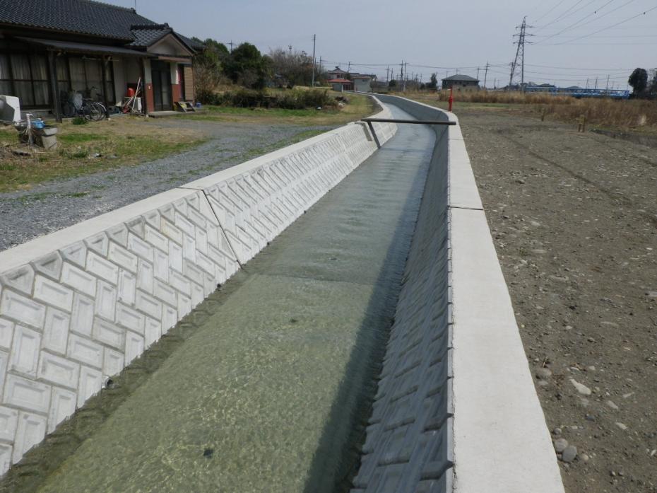 平24県単ストマネ根川用水第1工区水路工事